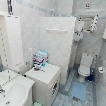 New Sunny For 4 With Terrace & Sea View