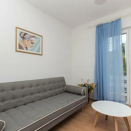New Sunny For 4 With Terrace & Sea View